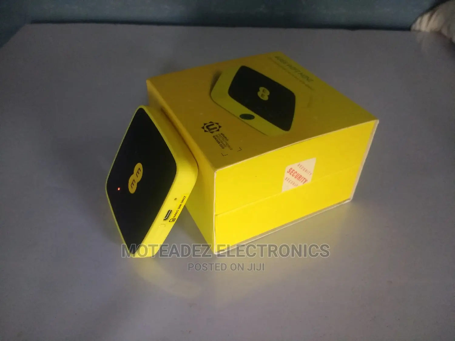 Uk Used Unlocked Ee/Alcatel (Ee40vb) High Speed 4g Lte Wifi