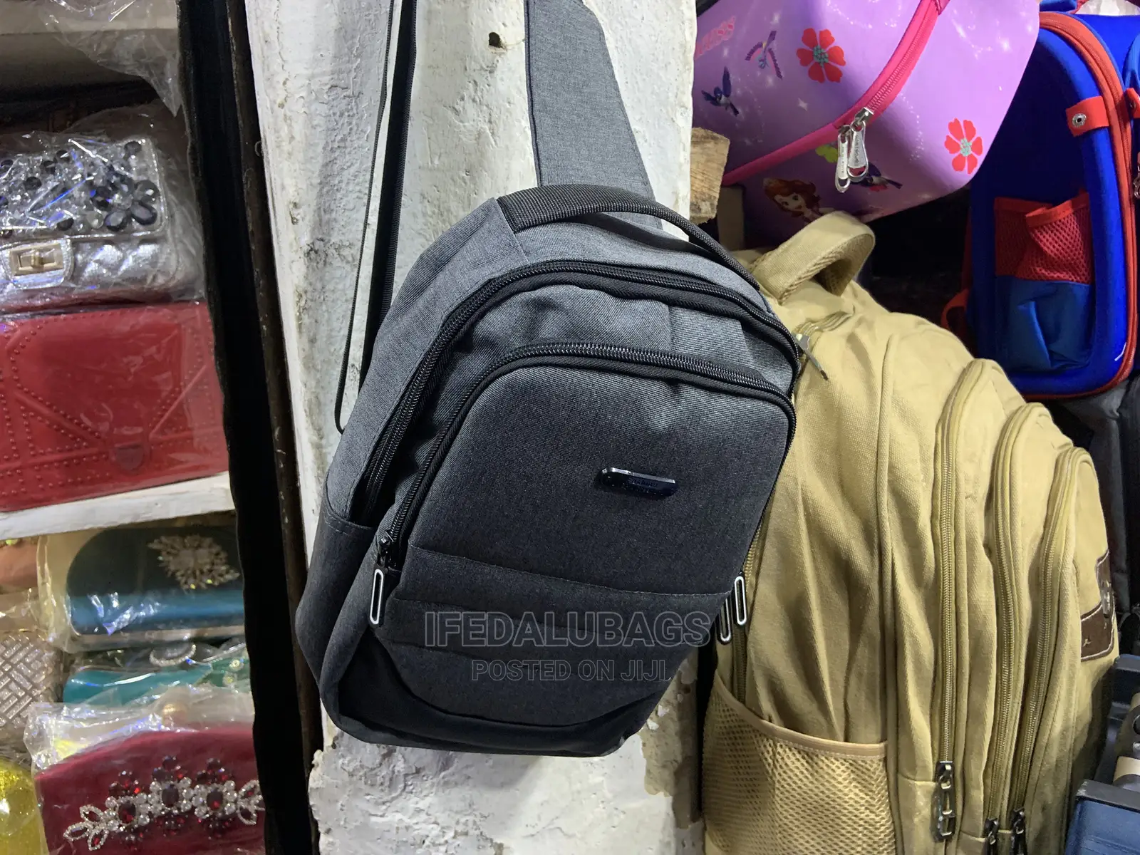 High Quality Cross Bag With Usb Port