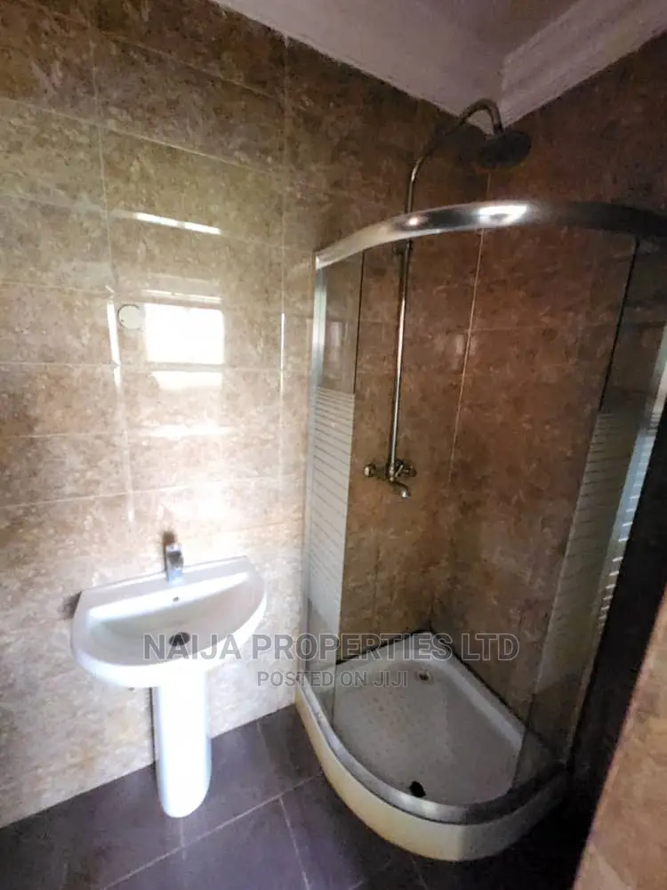 5bdrm Duplex in Thera Annex Estate, Sangotedo for sale