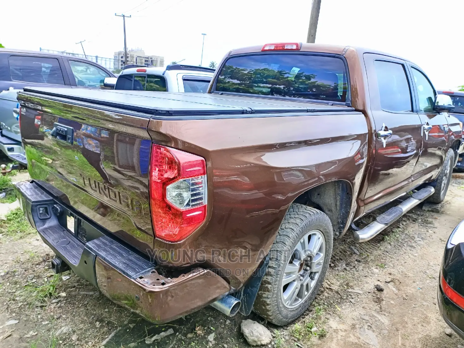 Toyota Tundra 2017 Brown