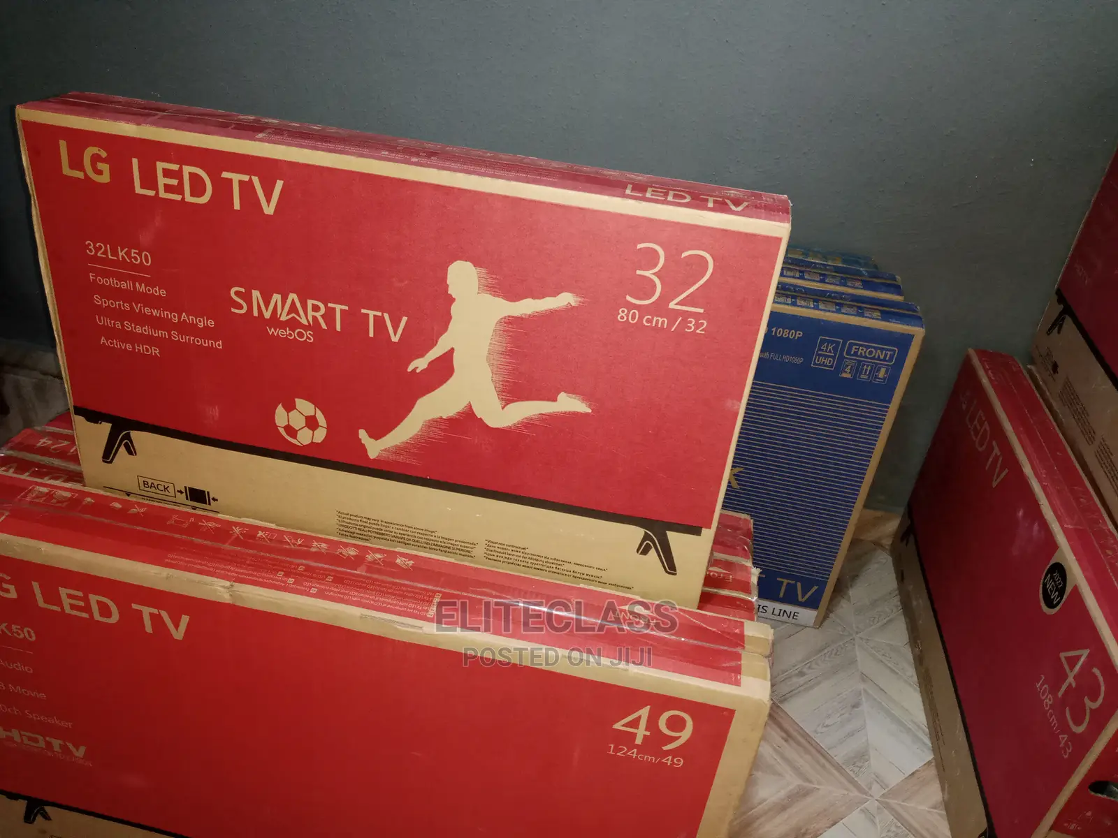 The LG 32′′ Full HD 1080P Smart LED TV