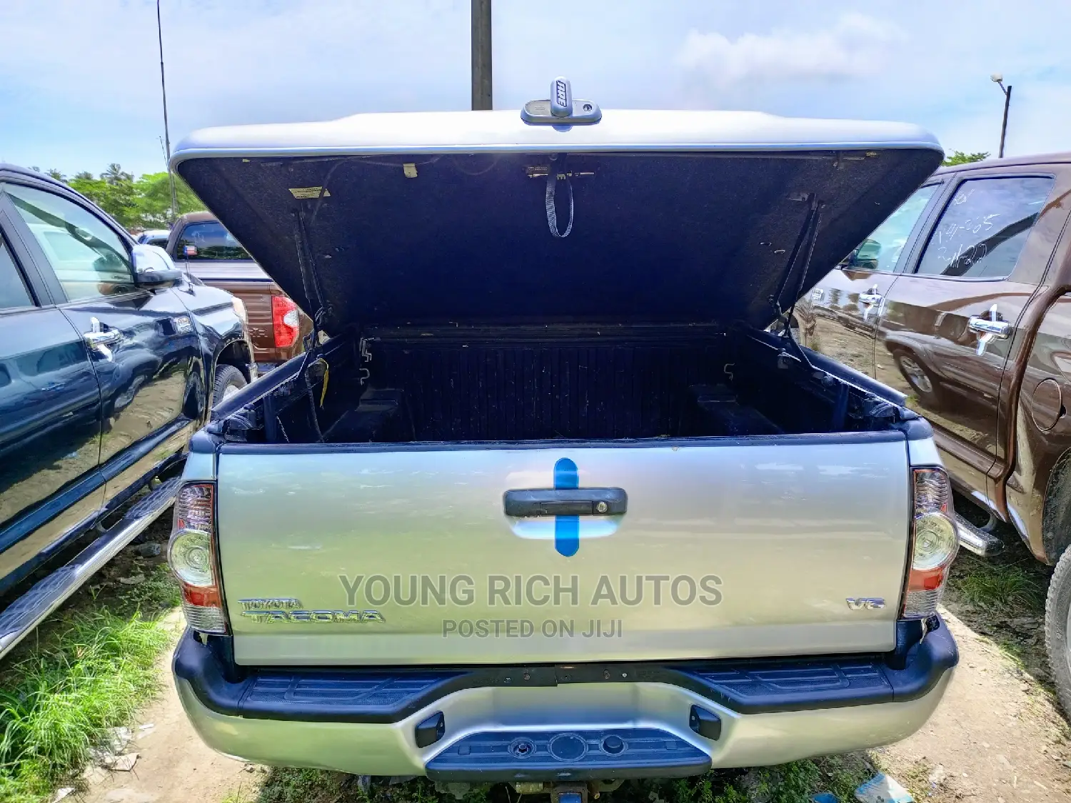 Toyota Tacoma 2013 Silver