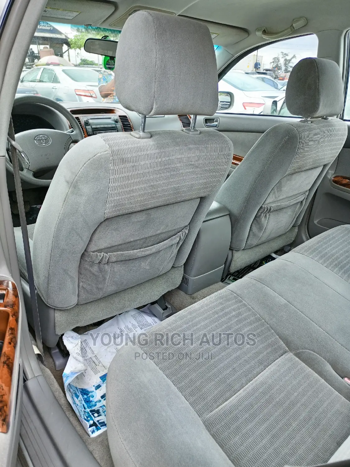 Toyota Camry 2005 Silver