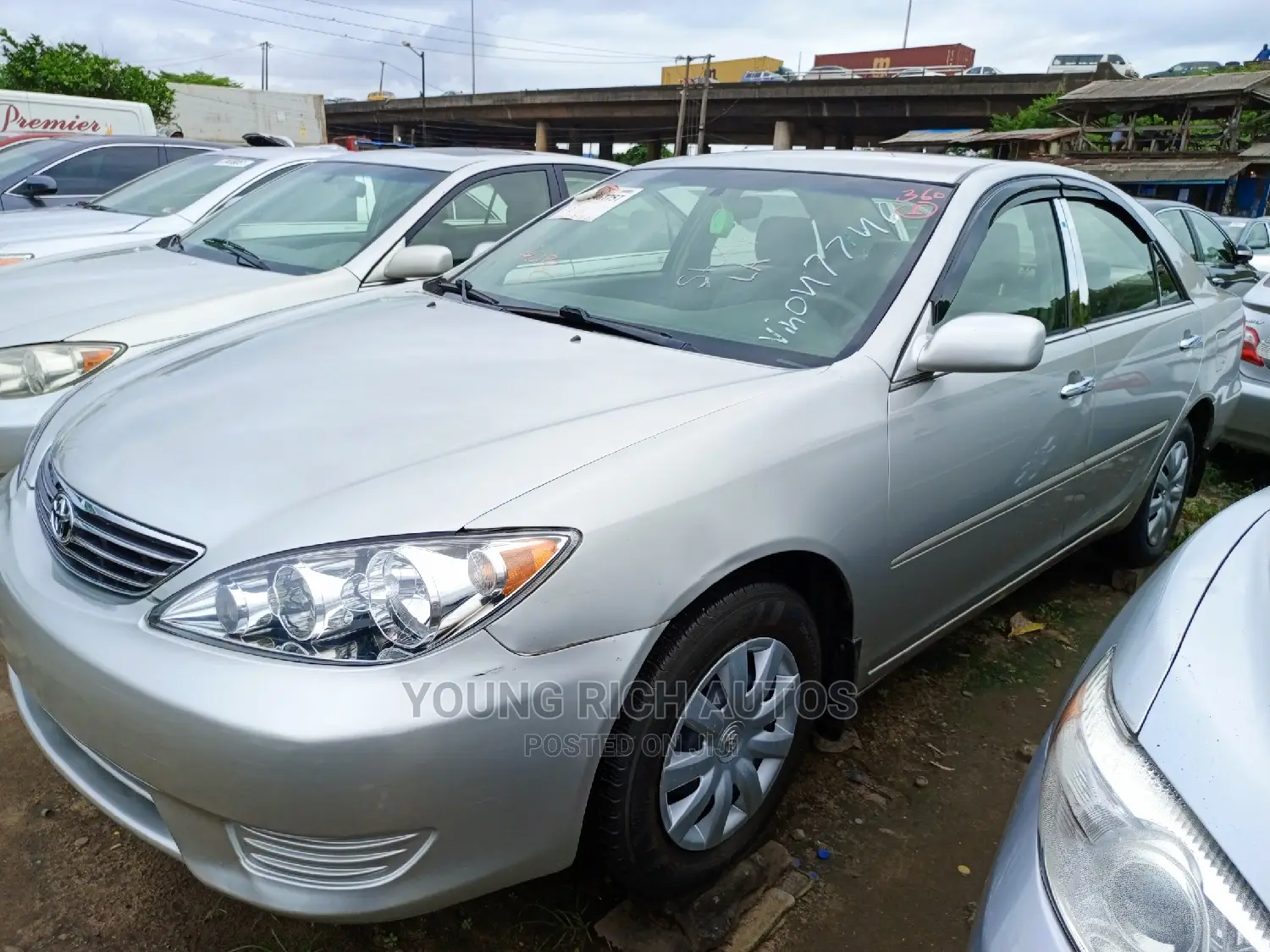 Toyota Camry 2005 Silver