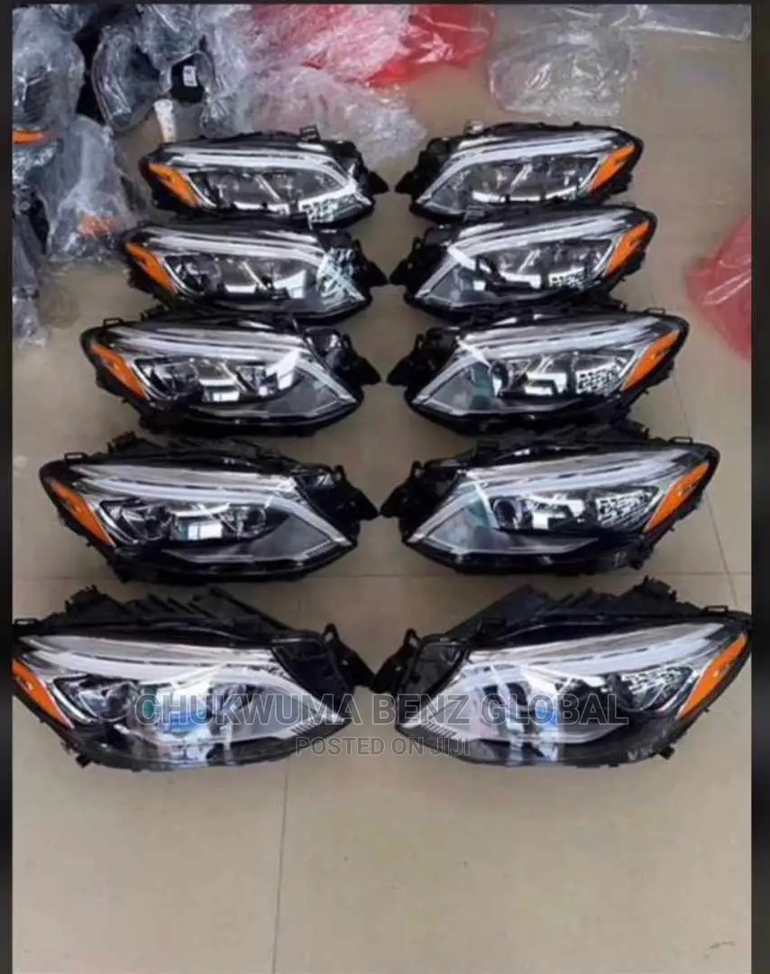 Head Lamp Gle 166 2017 Model