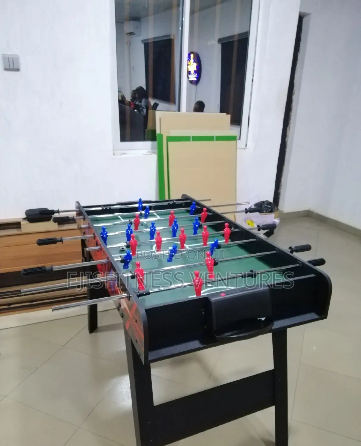 4feet Soccer Game