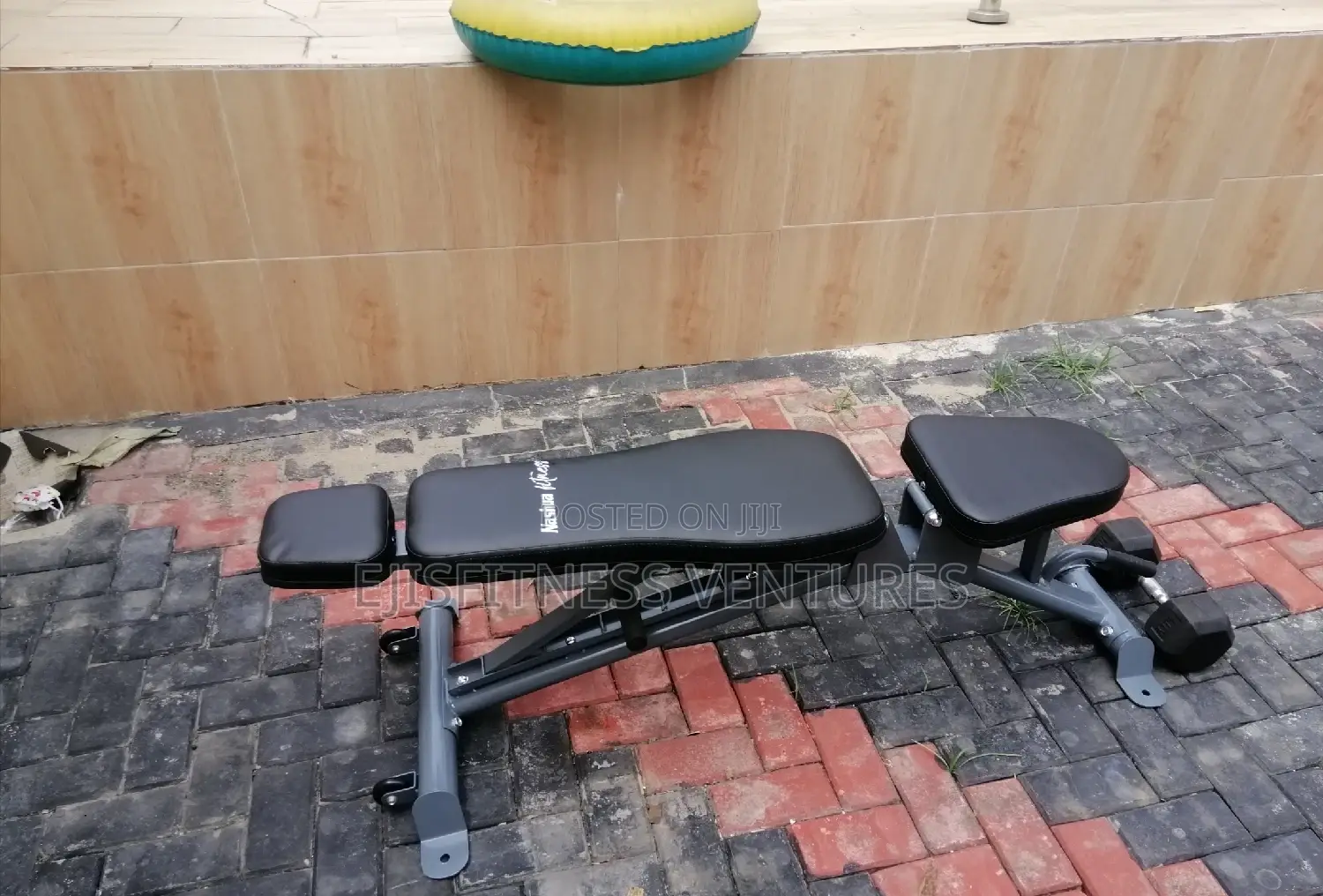 Commercial Workout Bench