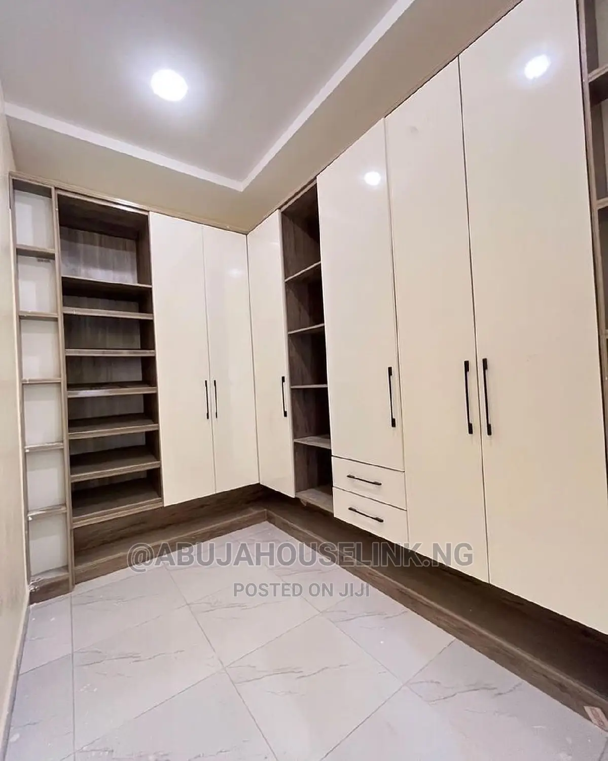 7bdrm Duplex in Maitama Main for sale