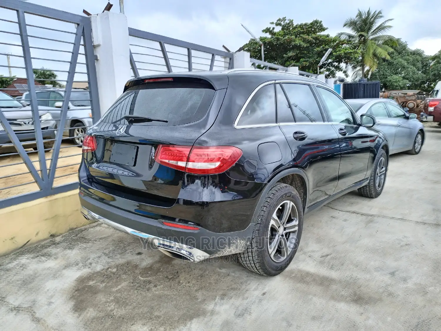 Mercedes-Benz GLC-Class 2017 Black