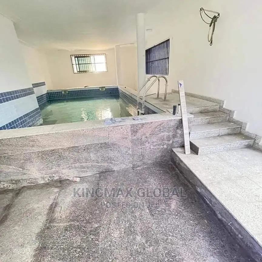 5bdrm Duplex in Jabi for sale