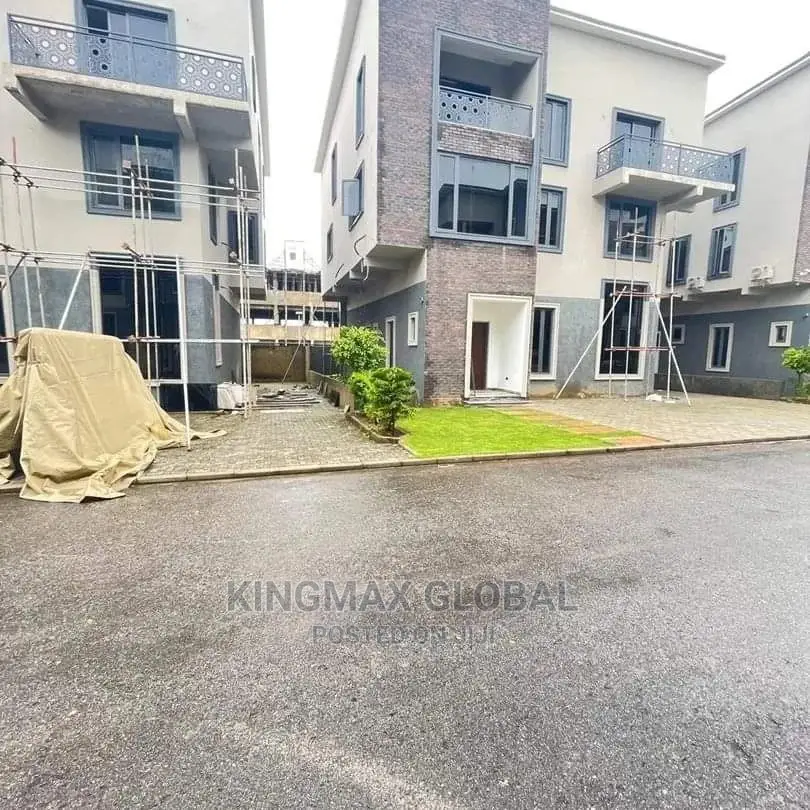5bdrm Duplex in Jabi for sale