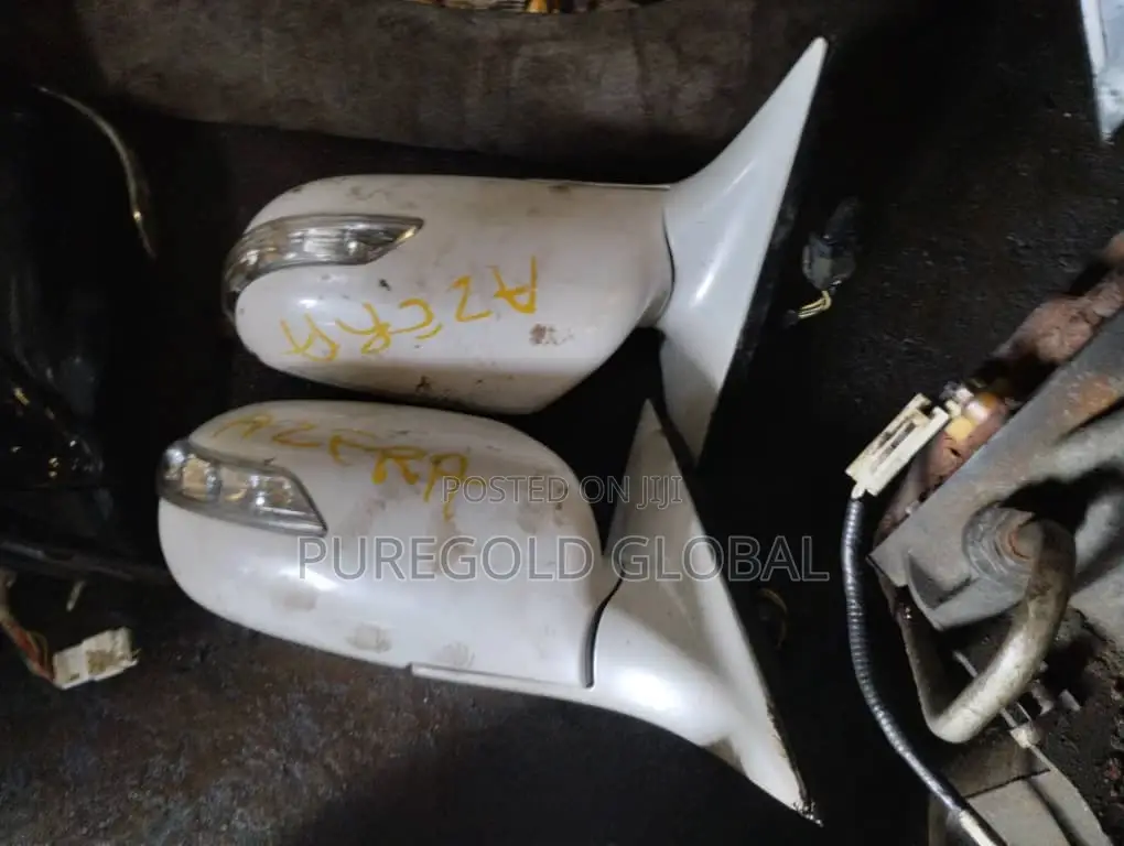 Hyundai Azera 2010 Side Mirror