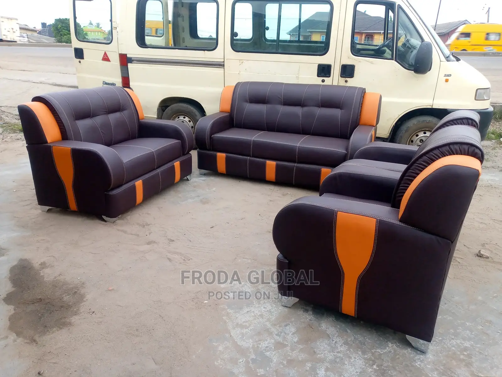 Set of 7 Seaters Sofa Chairs. Quality Leather Couch