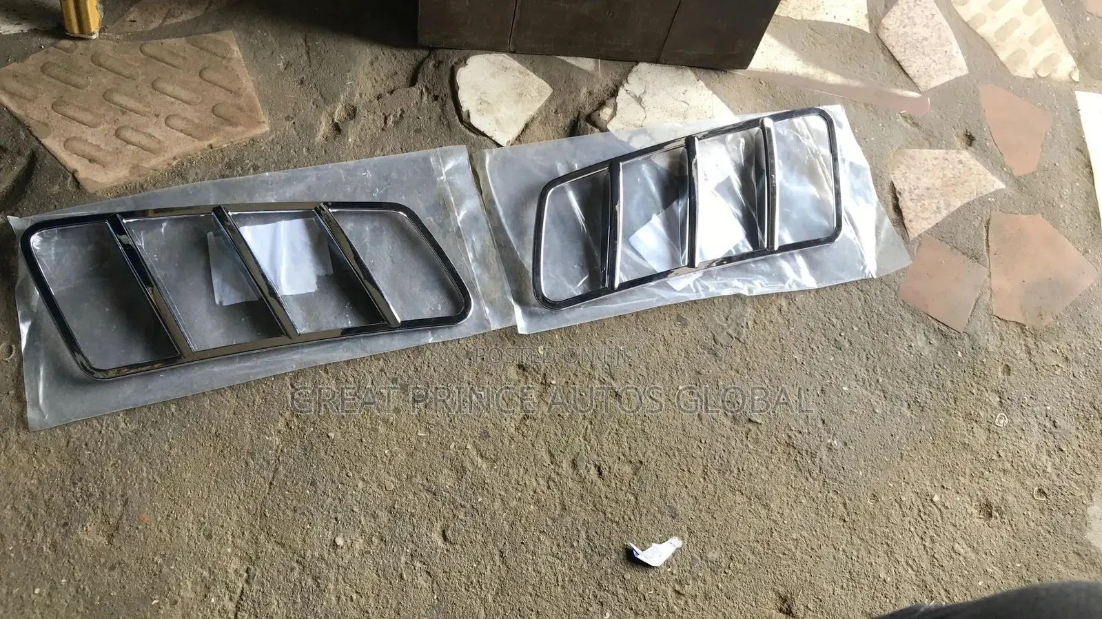 Bonnet Grill Stainless for Ml350 and for Gl450 166