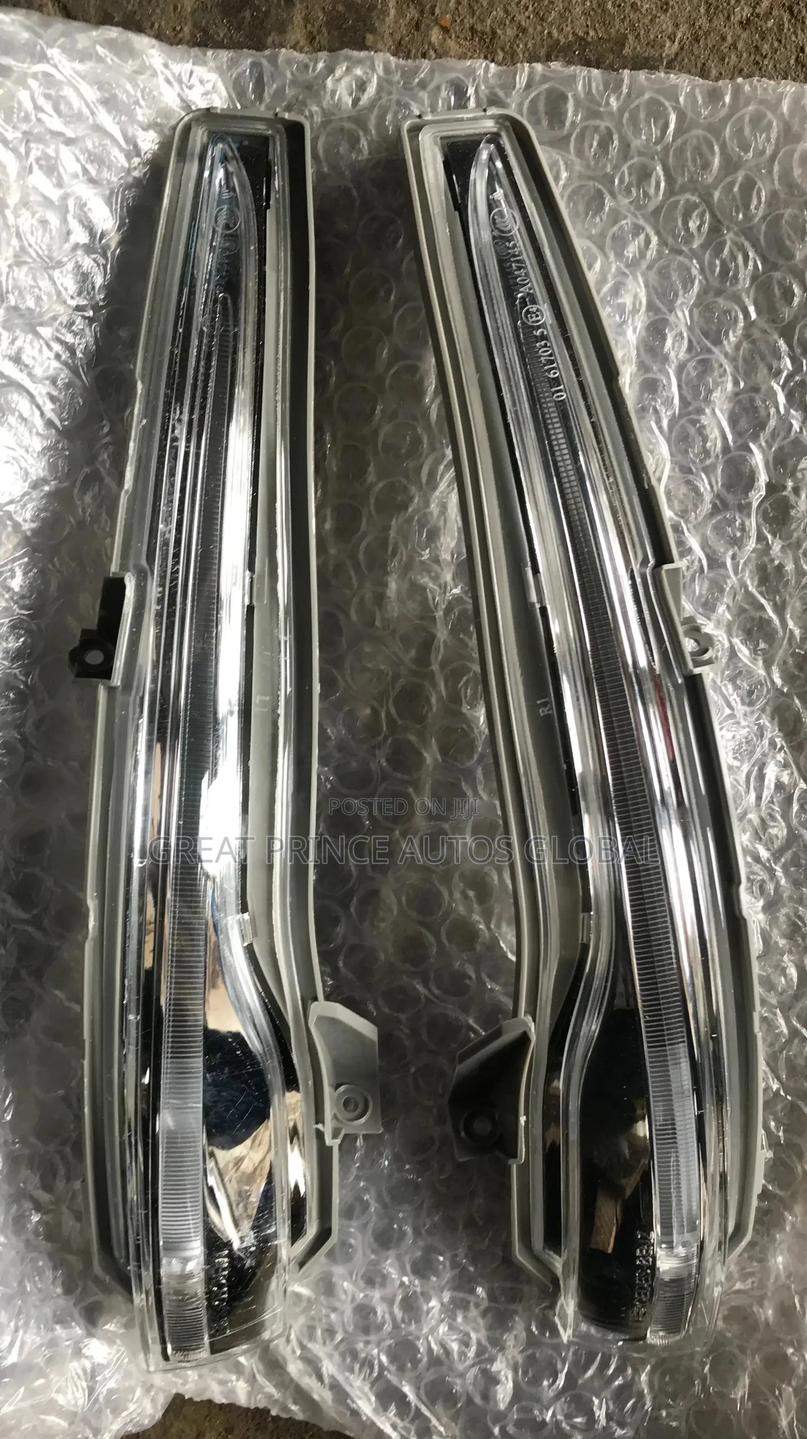 Side Mirror Lamp C300 205 2015 Year Model