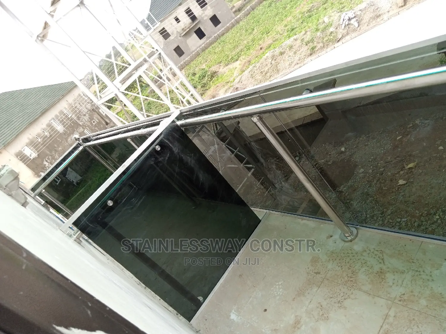 Dark Grey Glass Balcony at River Park Estate