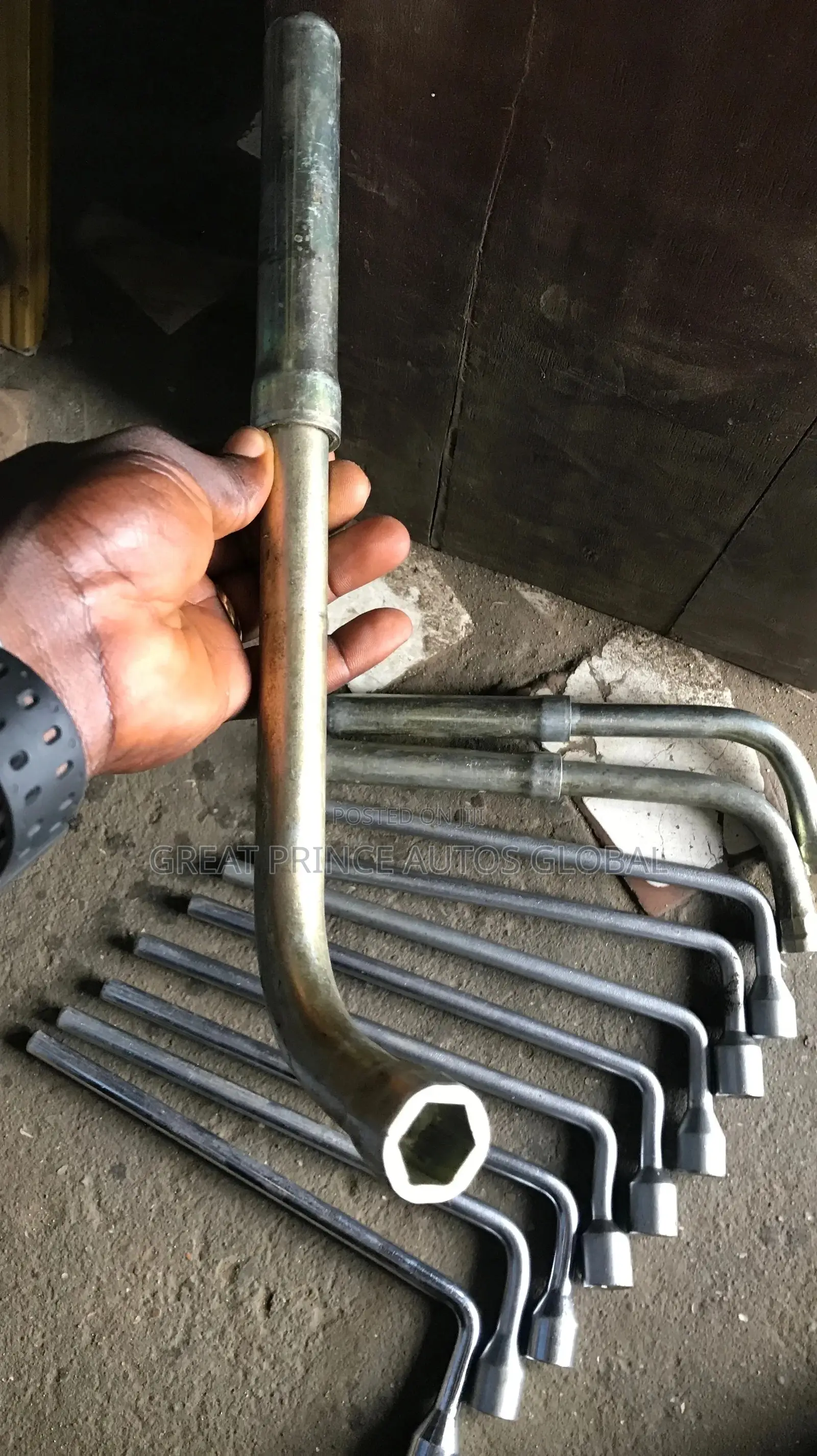 Size 17 Wheel Spanner for Mercedes Benz