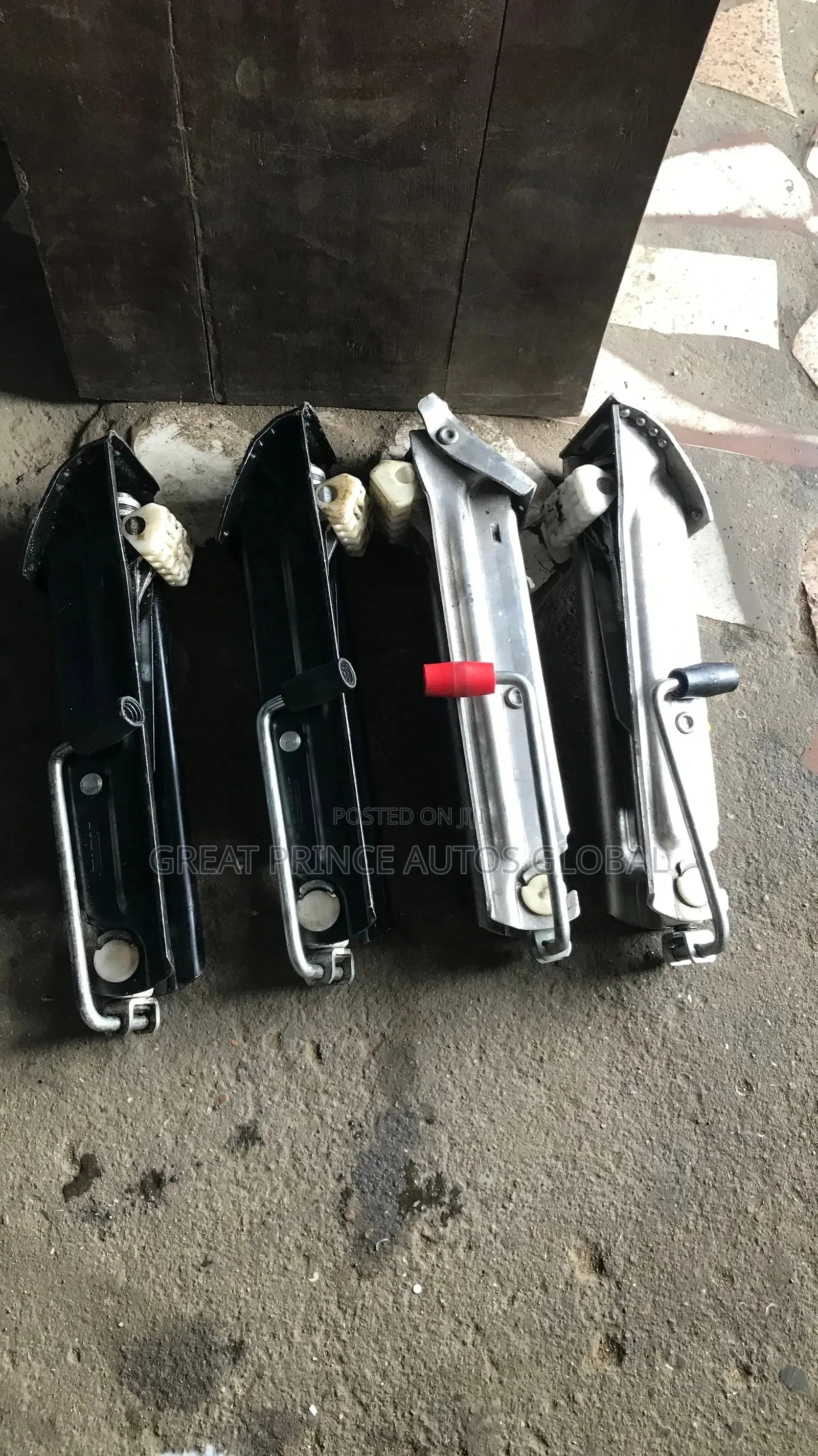 Mercedes Benz Jack for C300, C240,E350 212