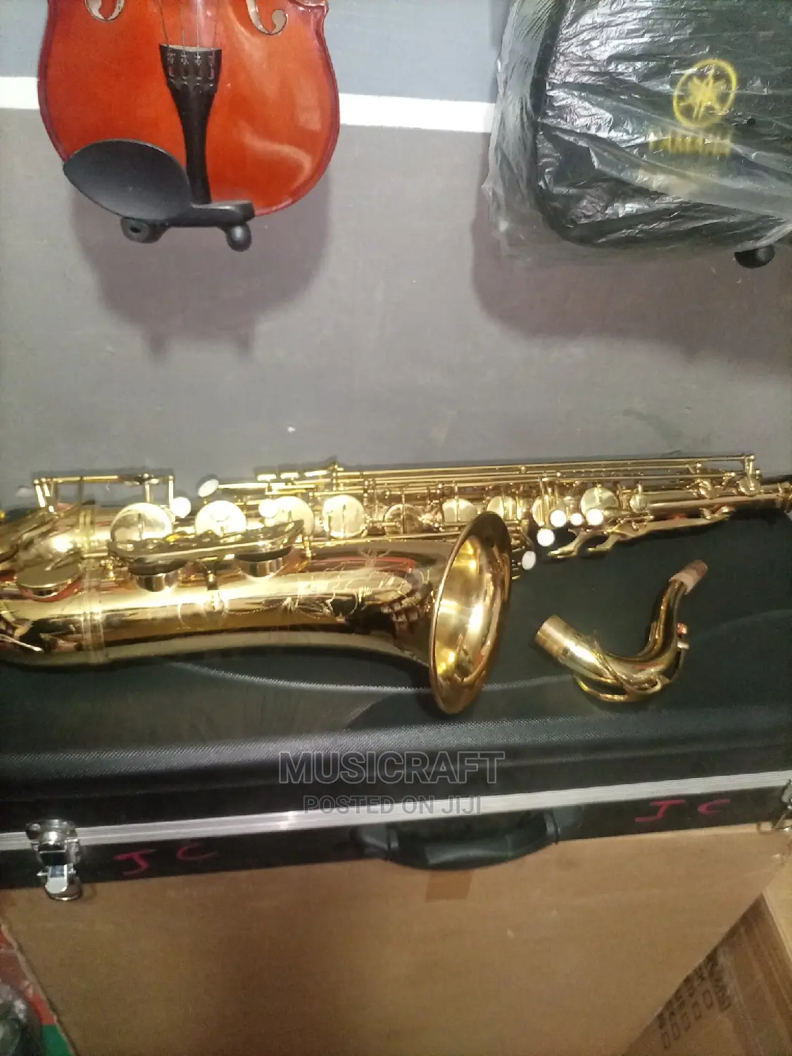 Maxtone USA Professional Tokunbo Tenor Saxophone
