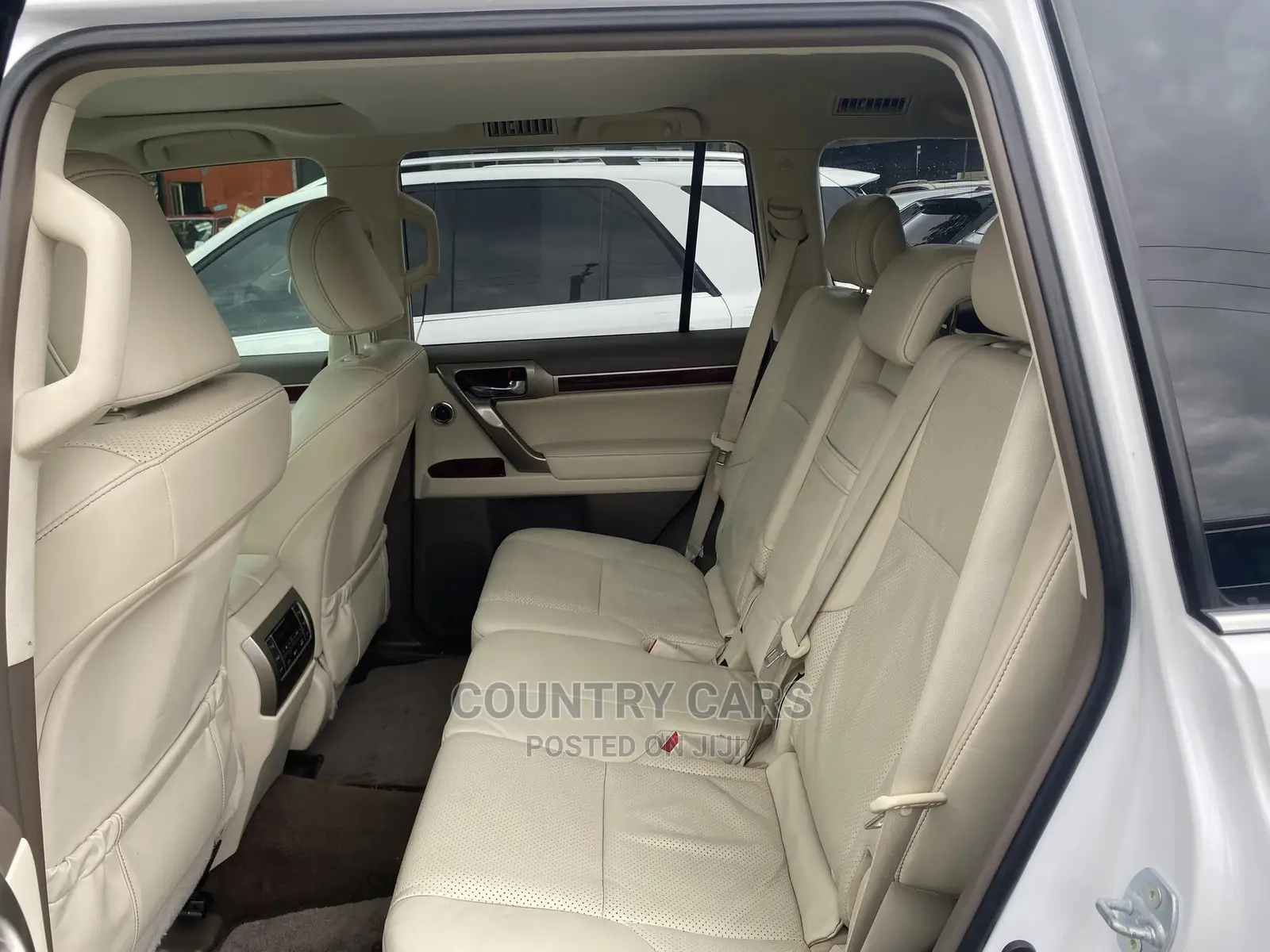 Lexus GX 460 Premium 2011 White