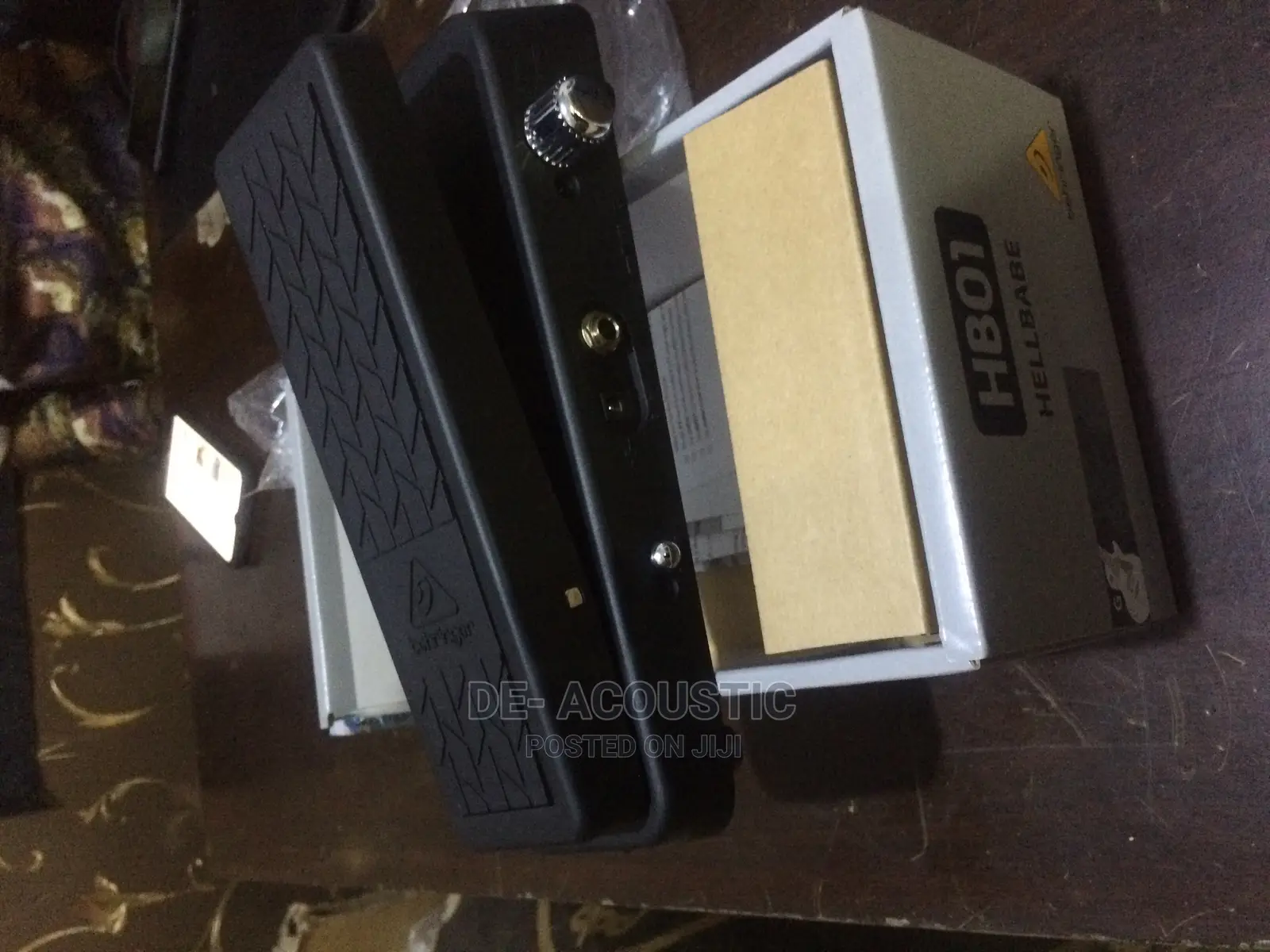 Behringer HB01 Hellbabe Optical Wah Pedal