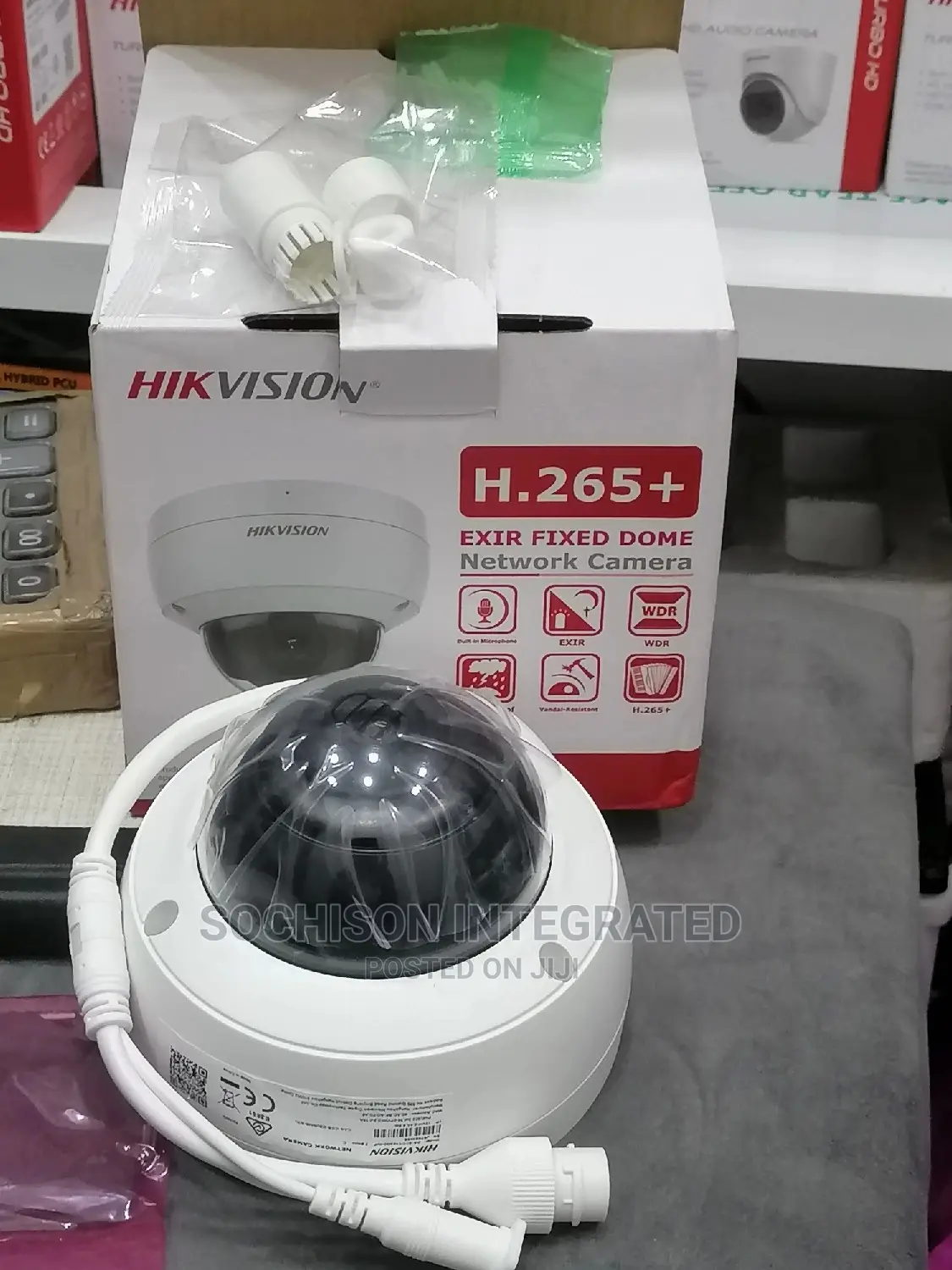 Ds-2cd1143g0-Iuf 4MP Network Dome Camera(Ip) Wit