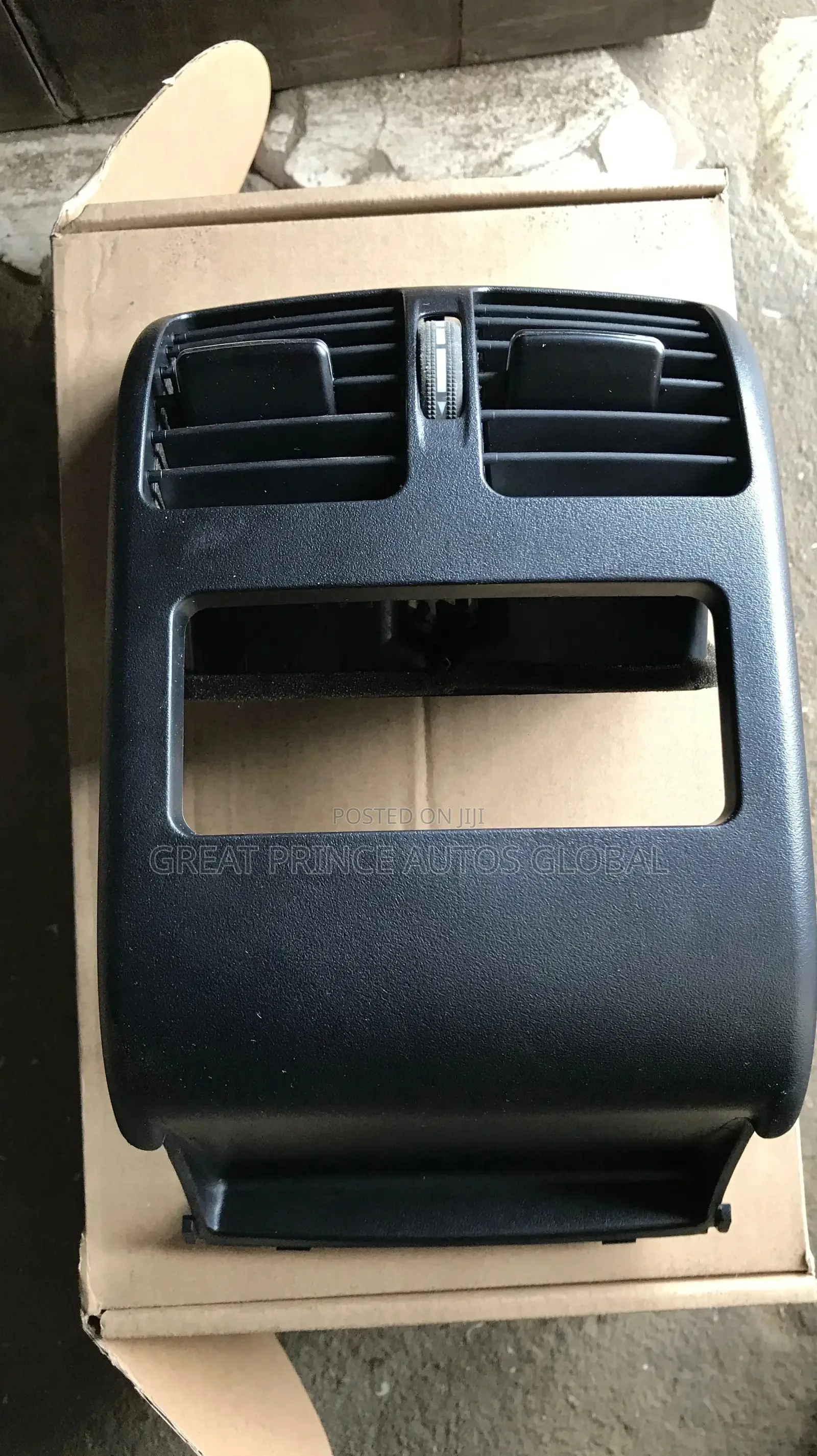 Back Console A/C Vent GLK