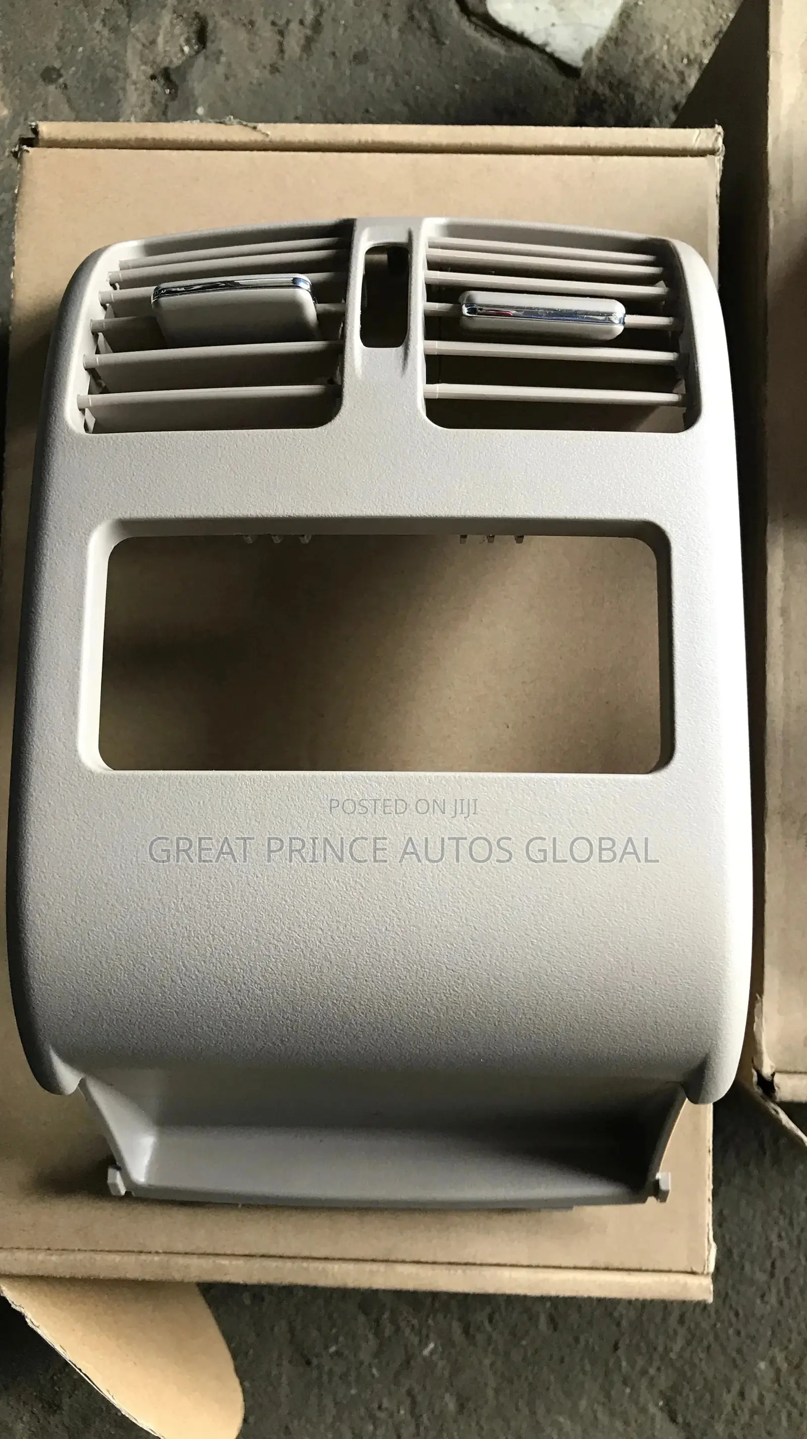Back Console A/C Vent GLK