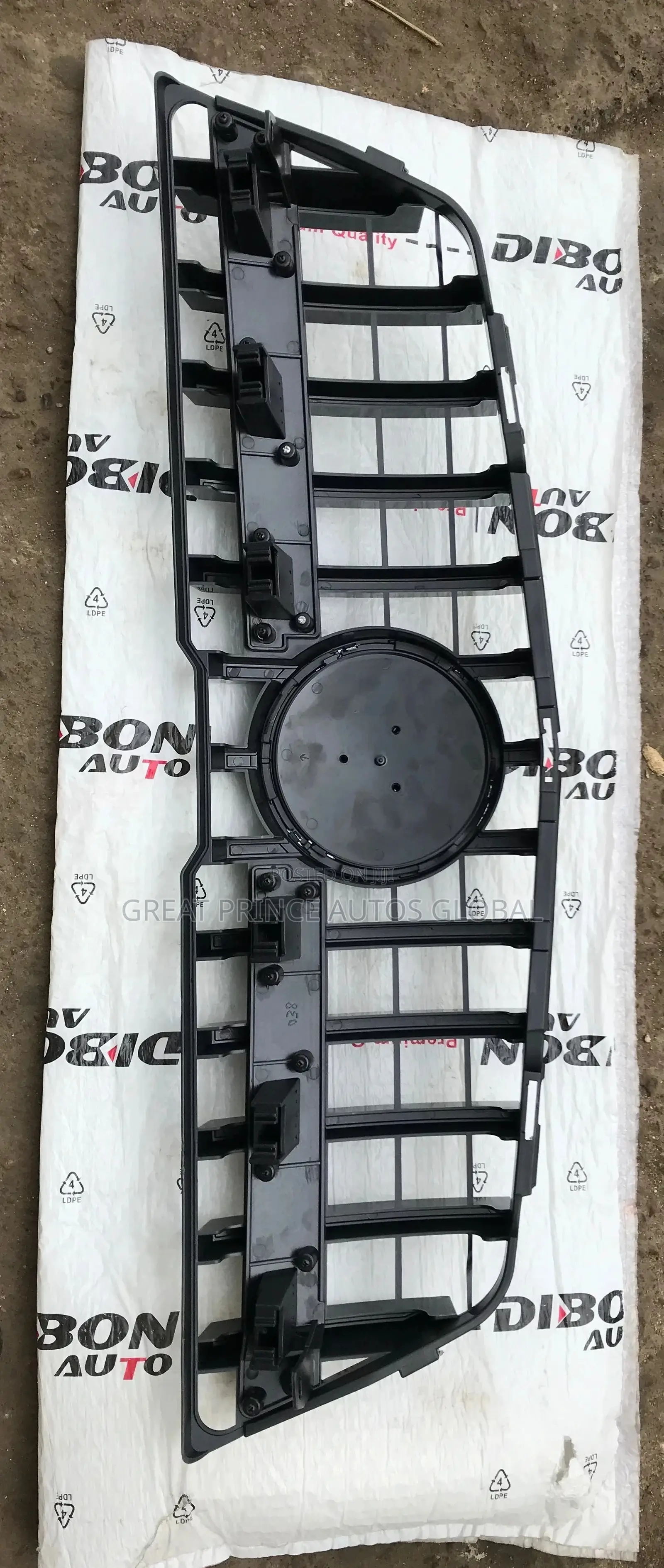 Front Grill Glk350 2010 Year Model GT