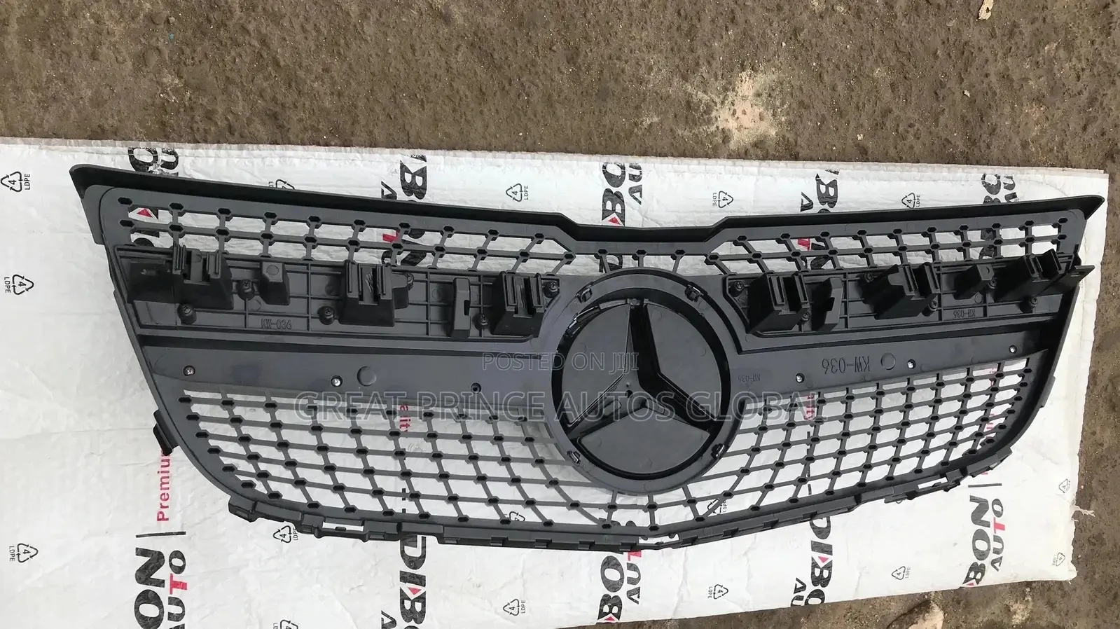 Diamond Front Grill Glk350 2013 Year Model