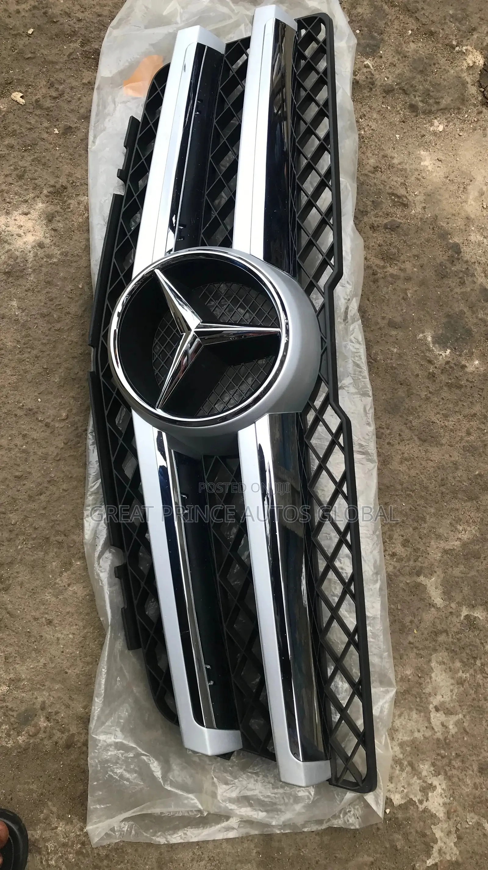 FRONT GRILL GLK350 2010 Year Model 2 Steps
