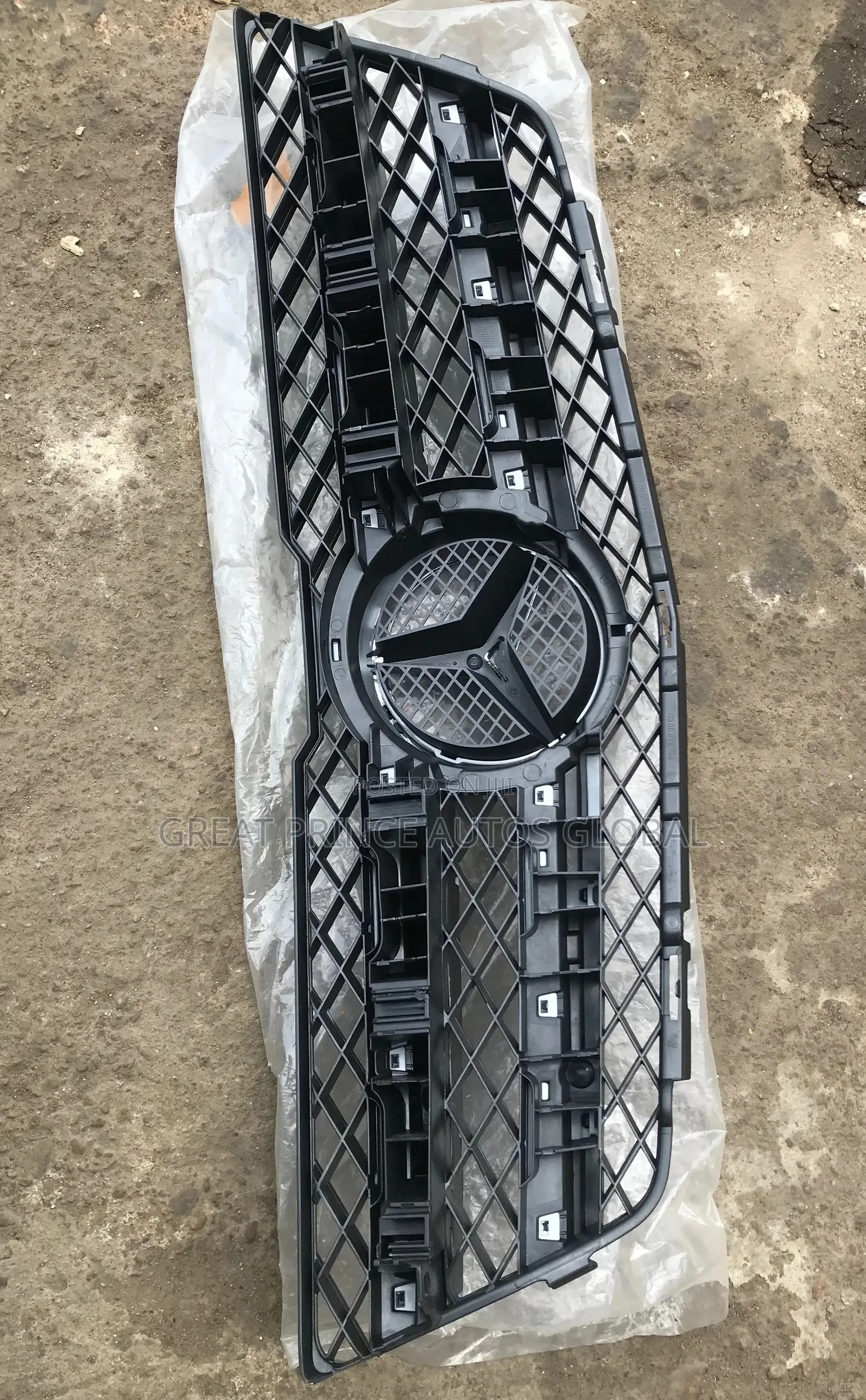 FRONT GRILL GLK350 2010 Year Model 2 Steps
