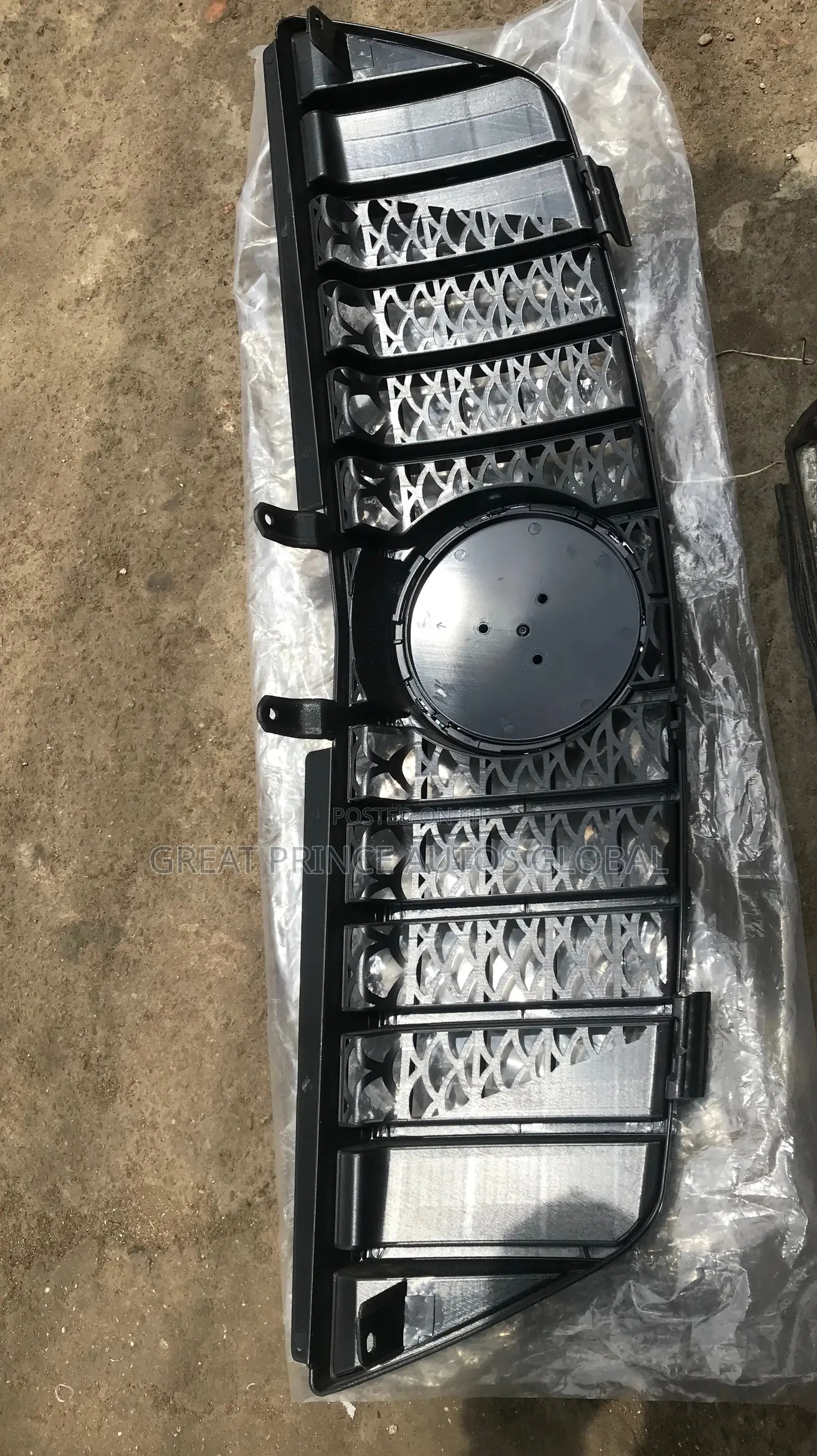 GT FRONT GRILL ML350 164 2008 Year Model