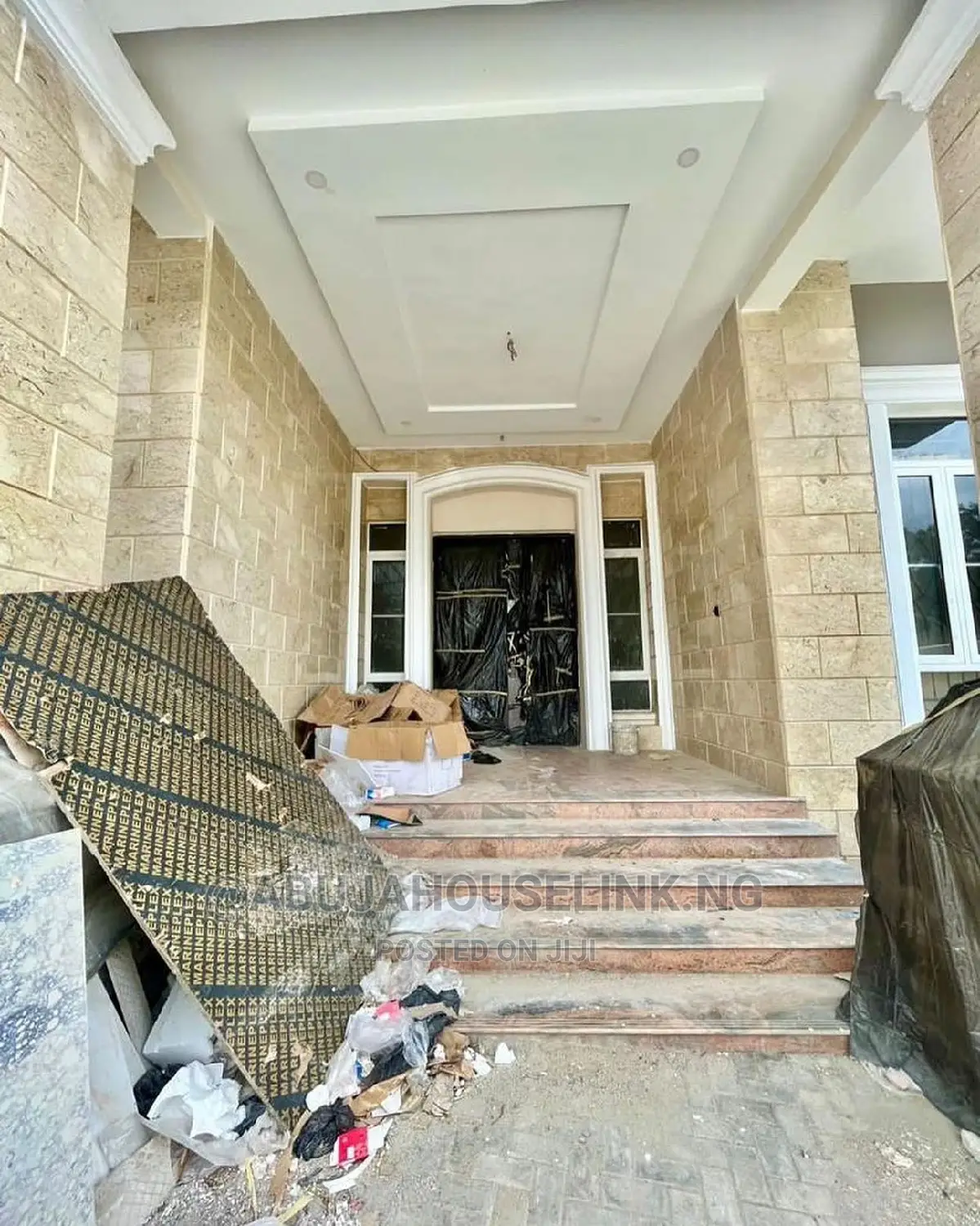 7bdrm Duplex in Asokoro Main for sale