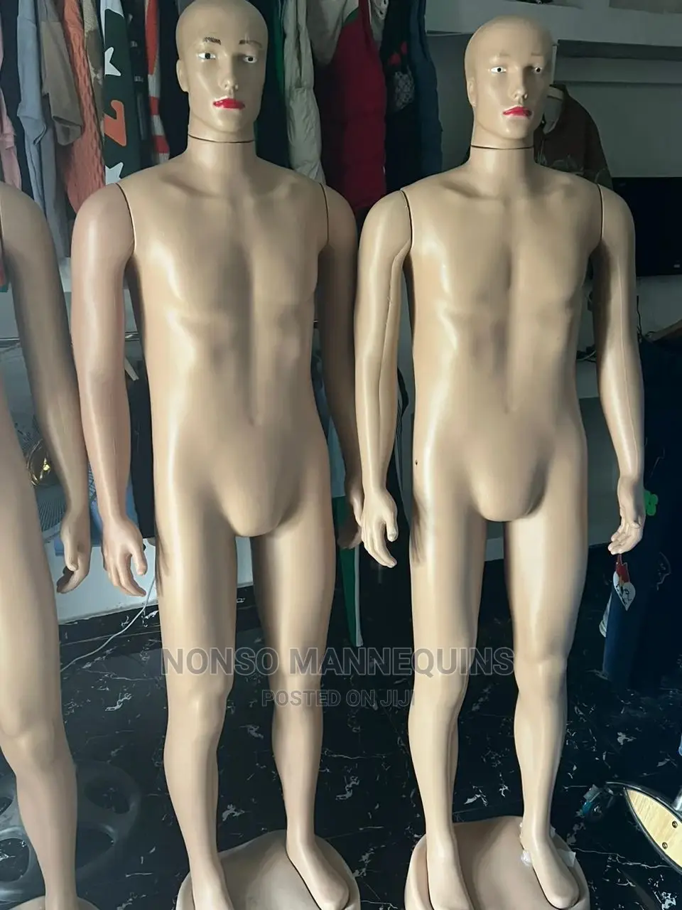 Full Body Plastic Male Mannequin With Detachable Head