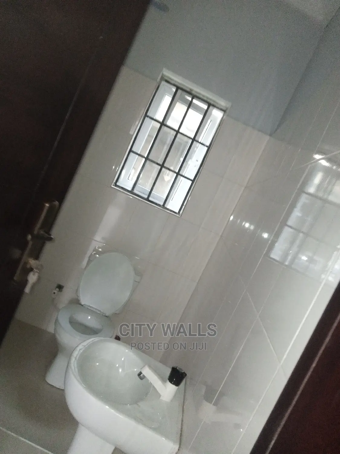 1bdrm Block of Flats in Badore for rent