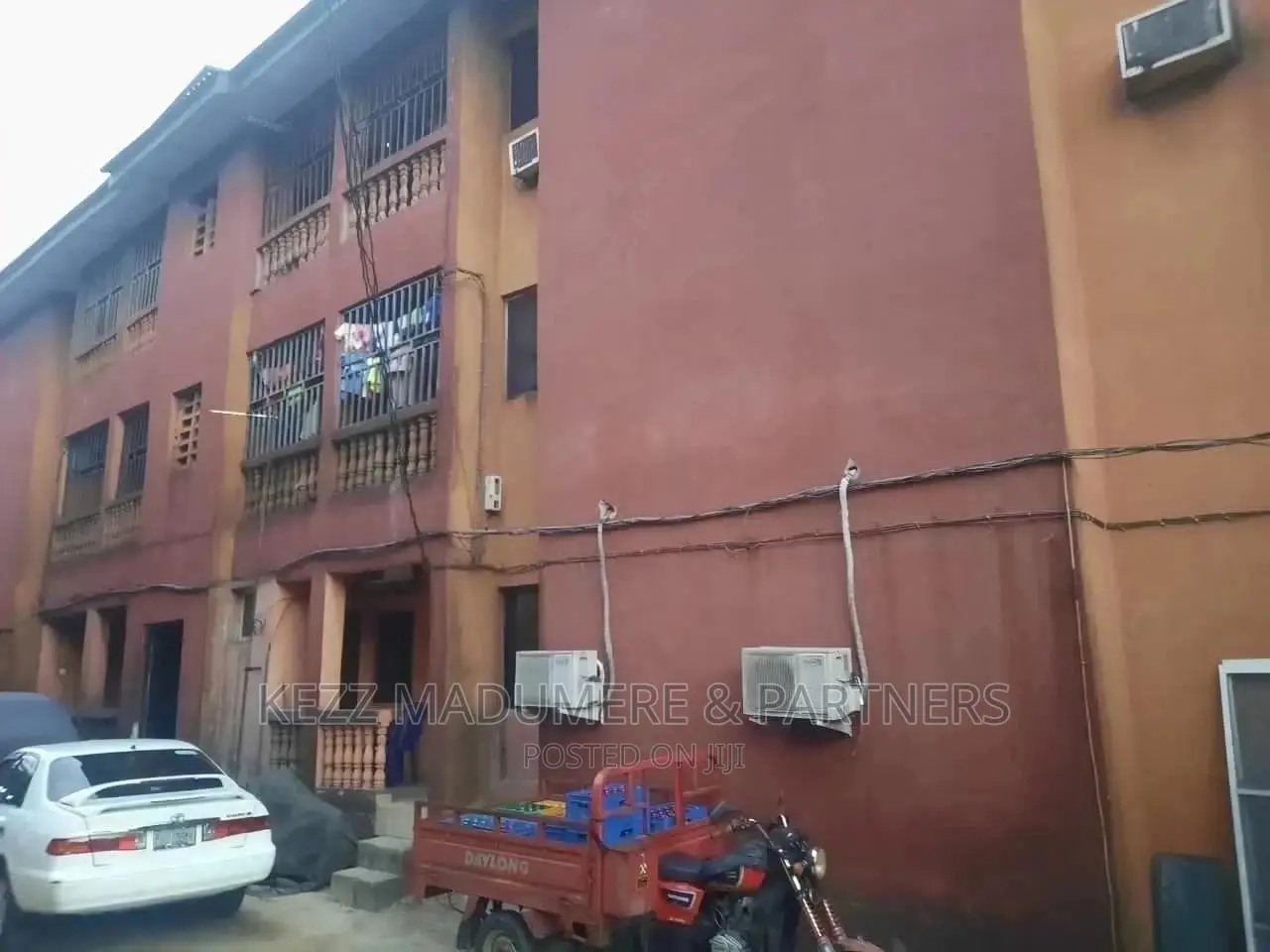 10bdrm Block of Flats in Okporo Road,, Rumuodara for sale