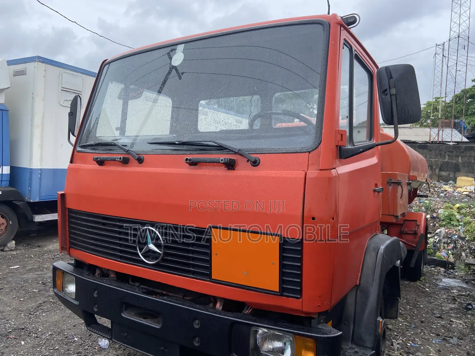 Mercedes-Benz Tanker
