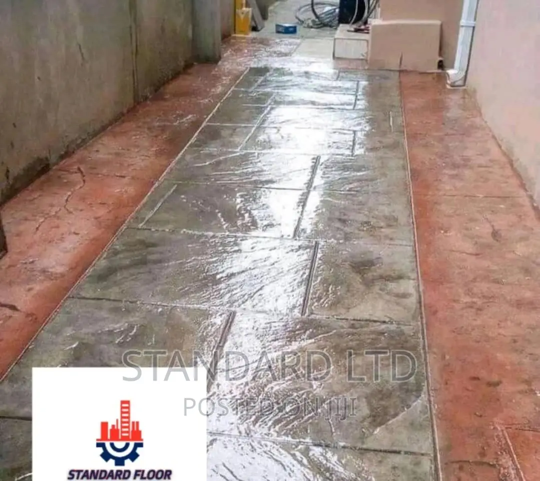 Modern Stamp Concrete Floor (Landscape)