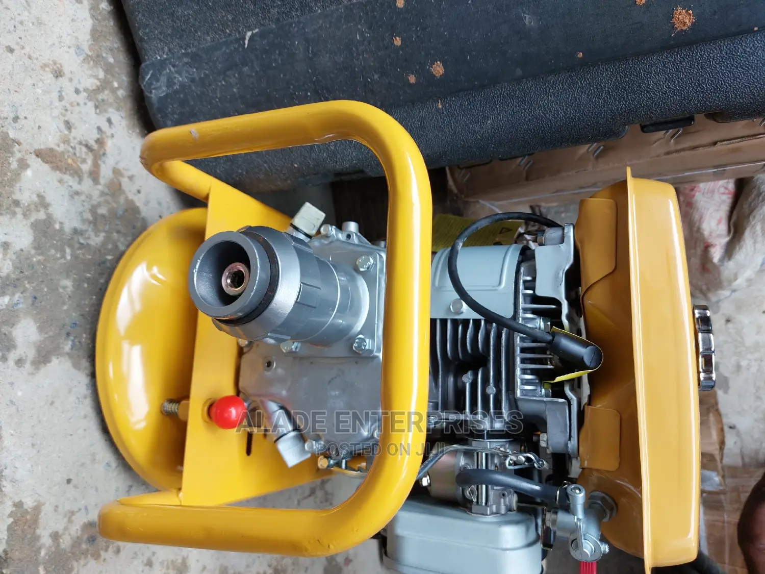 Robin Hig Quality Concrete Vibrator With Hose
