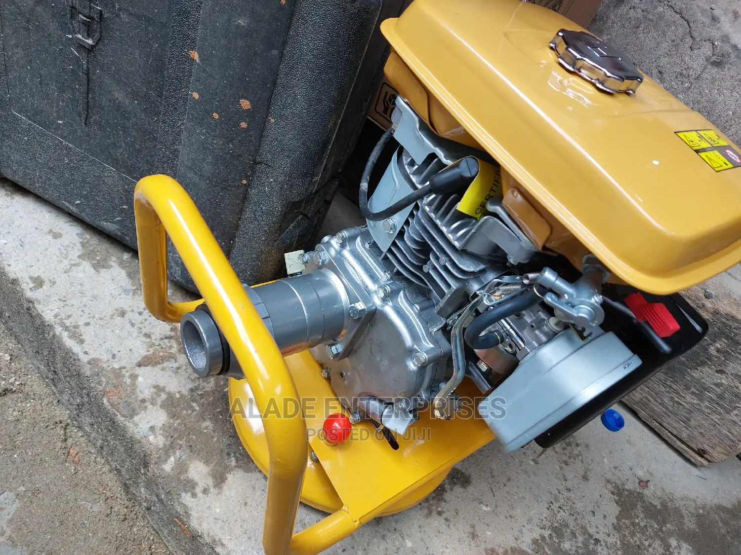 Robin Hig Quality Concrete Vibrator With Hose