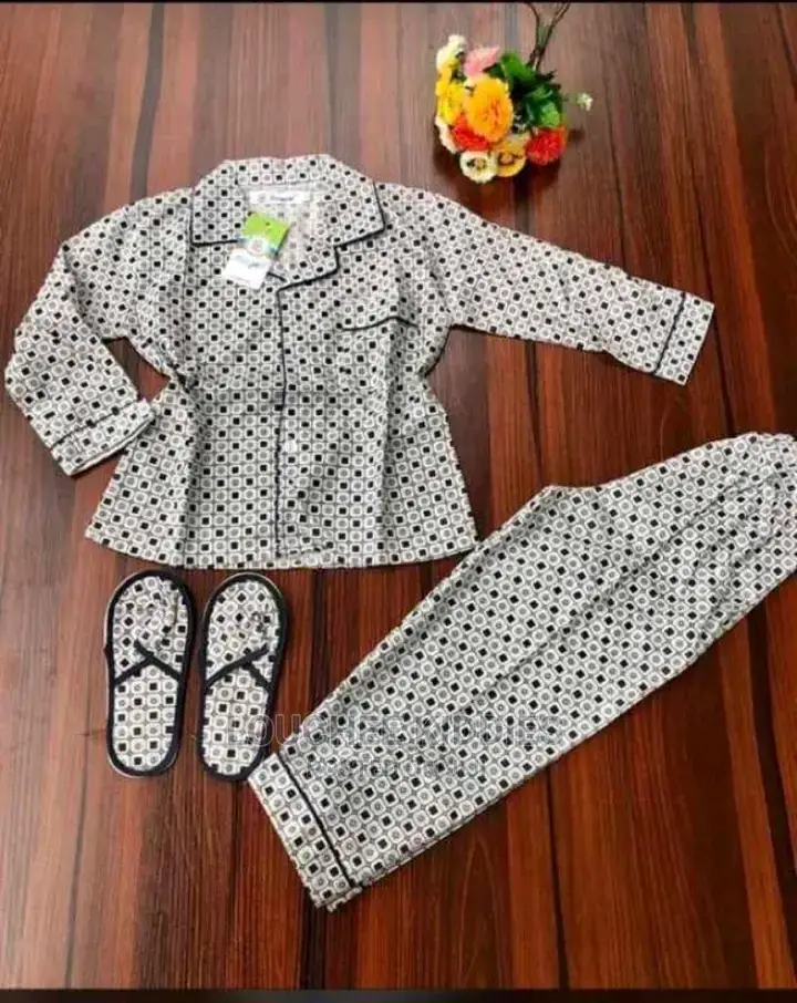 Children Pyjamas / Sleepwear
