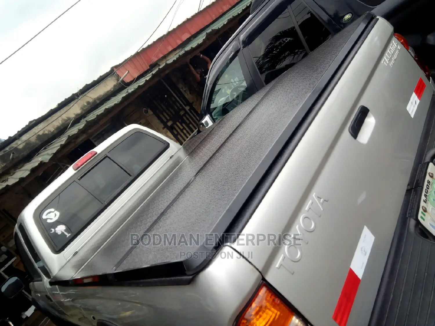 Boot Cover Fibber Folding for Toyota Tacoma 6ft Long