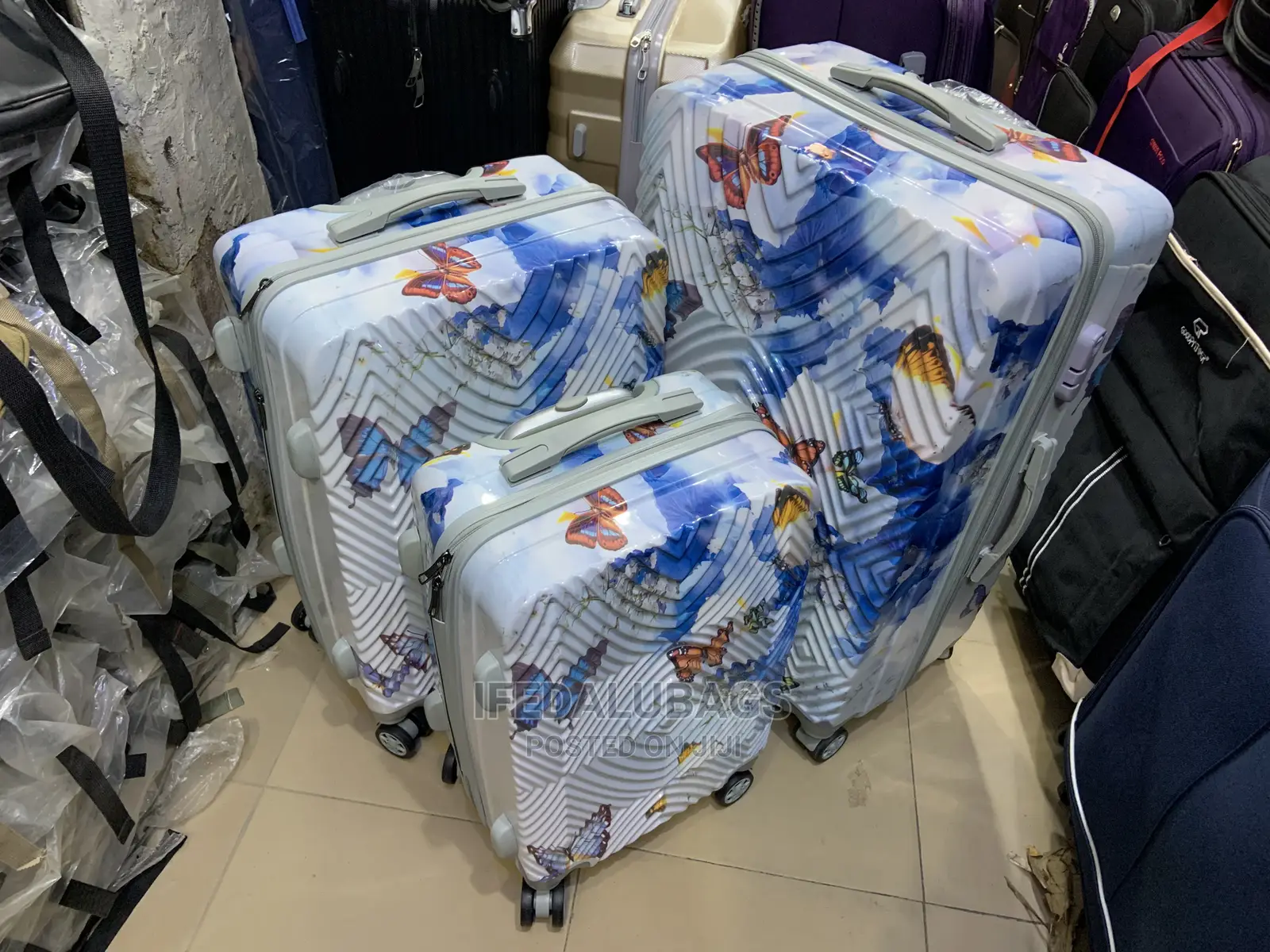 Set of Durable Plastic Traveling Luggage
