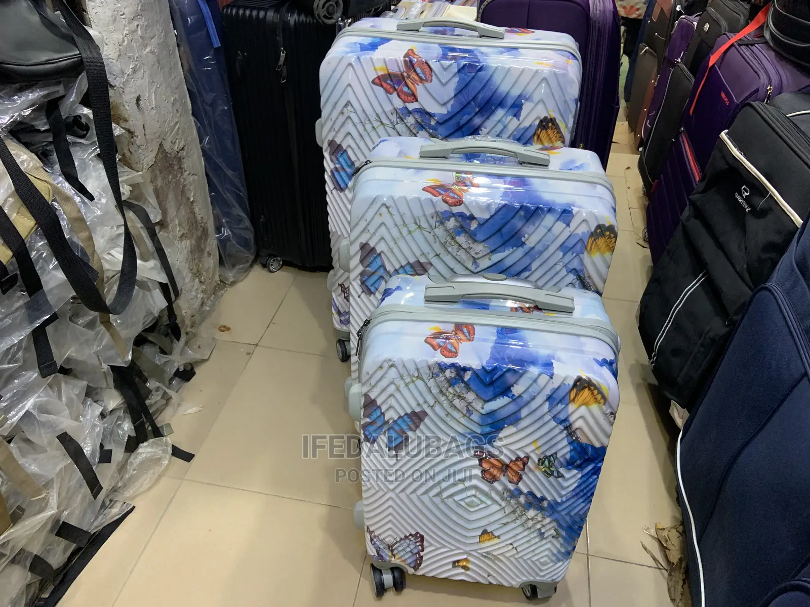 Set of Durable Plastic Traveling Luggage