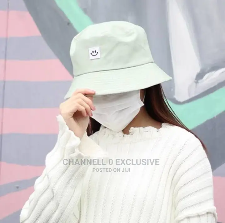 Fashion Women Bucket Hat New Candy Colors Smile Face Hat