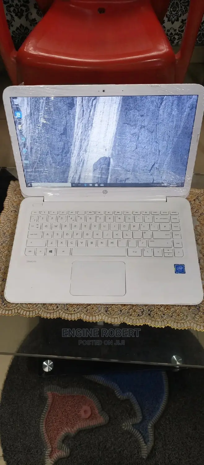 Laptop HP Stream 14 4GB Intel SSD 32GB