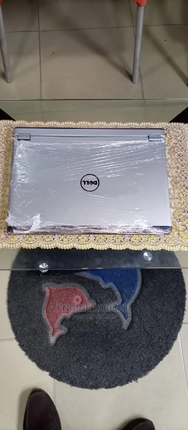 Laptop Dell Latitude 3330 40GB Intel Core I3 HDD 320GB