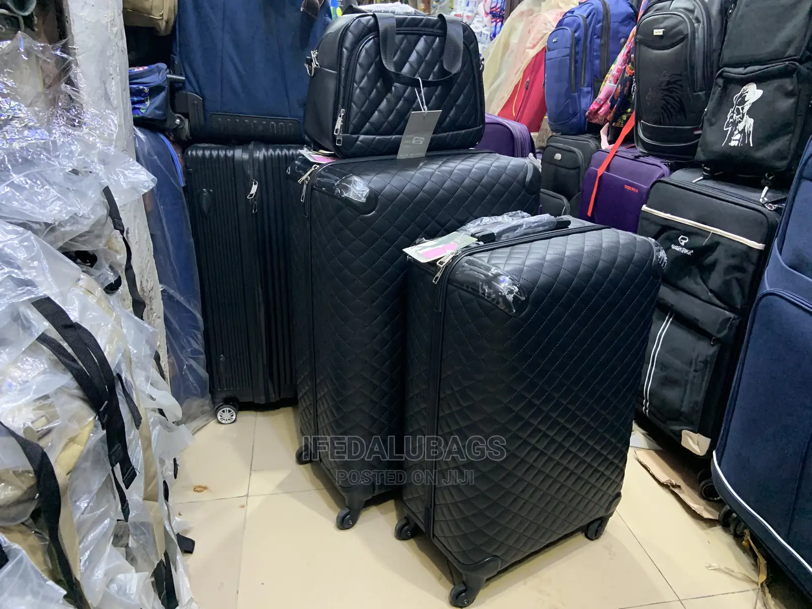 Set of 3 Designers Traveling Luggage