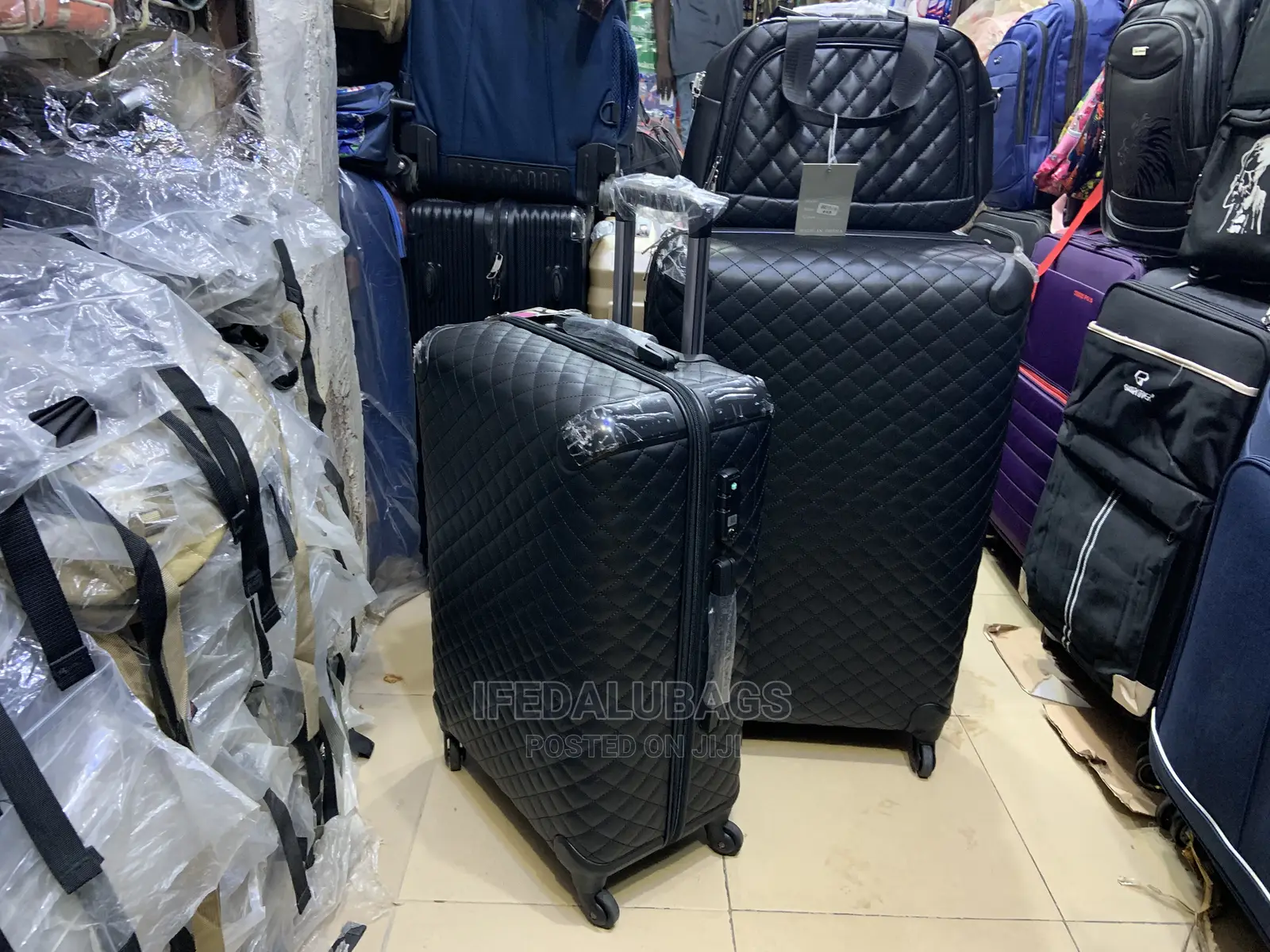 Set of 3 Designers Traveling Luggage